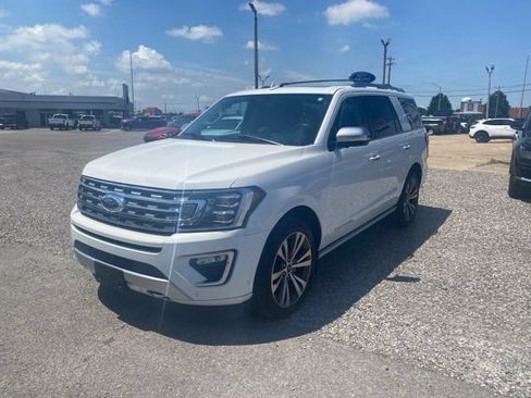 Used 2021 Ford Expedition Platinum AWD/4WD image 2