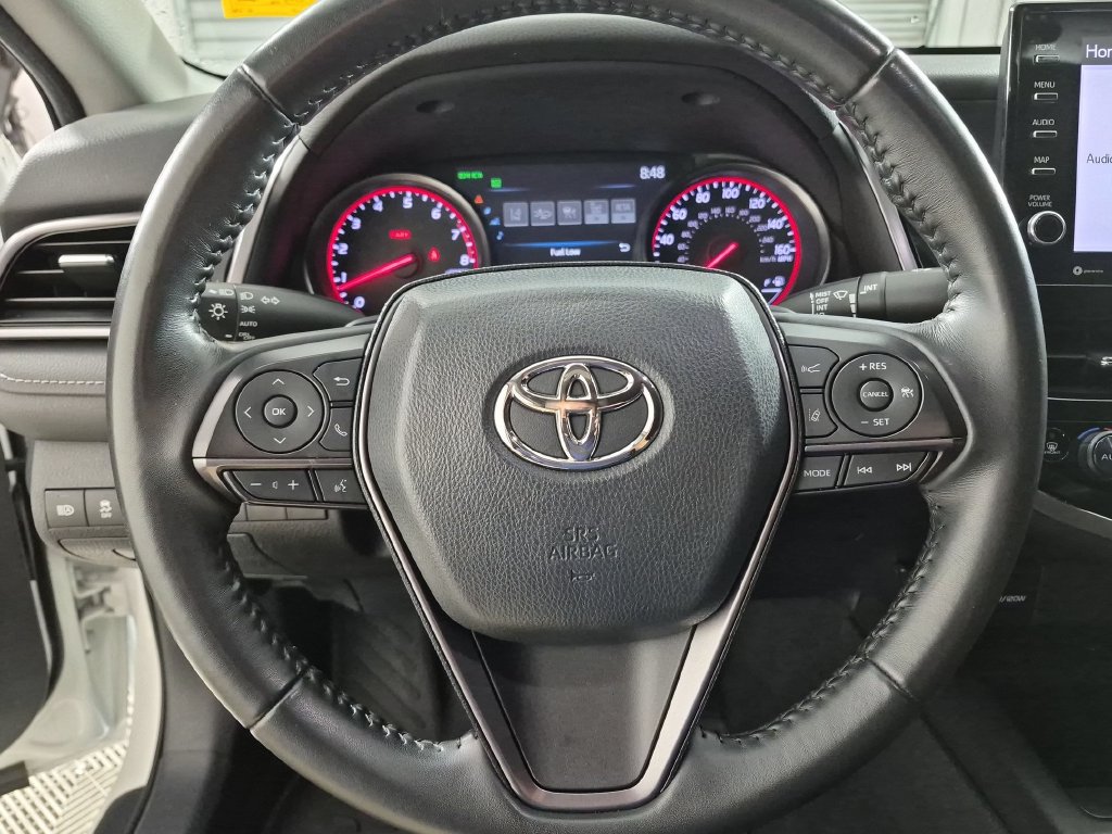 Used 2023 Toyota Camry XSE FWD image 13