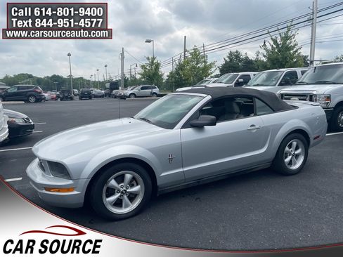 Used 2008 Ford Mustang Premium image 3