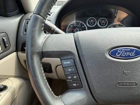 Used 2007 Ford Fusion SEL FWD image 15
