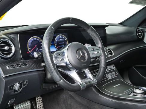 Used 2019 Mercedes-Benz E 63 AMG S image 4