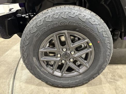 New 2026 Jeep Gladiator Sport image 25