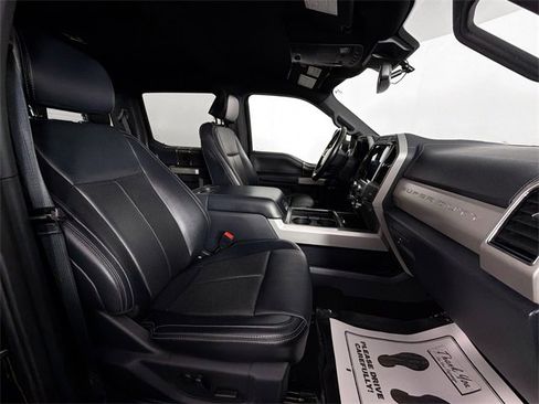 Used 2022 Ford F250 Lariat w/ Lariat Ultimate Package image 26