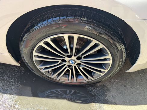 Used 2018 BMW 540i xDrive AWD/4WD image 37
