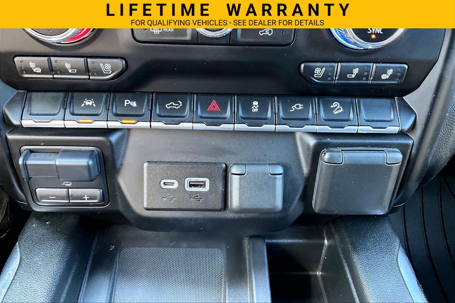 Certified 2022 GMC Sierra 1500 AT4 w/ AT4 Carbonpro Edition AWD/4WD image 28