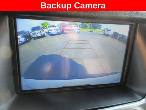 Used 2019 Chevrolet Suburban LT AWD/4WD image 16