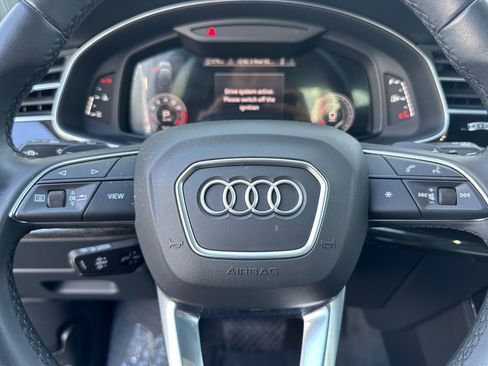 Used 2023 Audi Q7 3.0T Prestige image 24