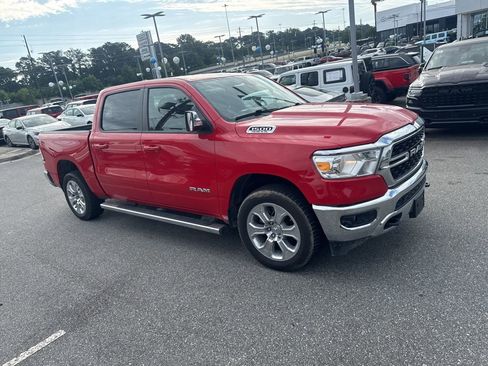 Used 2022 RAM 1500 Big Horn AWD/4WD image 4