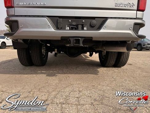 New 2026 Chevrolet Silverado 3500 High Country w/ High Country Premium Package AWD/4WD image 10