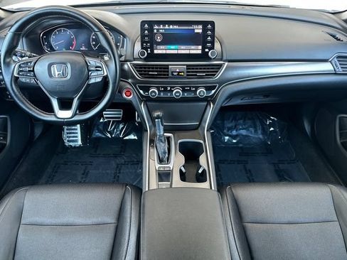 Used 2019 Honda Accord Sport image 10