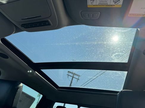 New 2026 Ford F250 Lariat w/ Black Appearance Package image 19