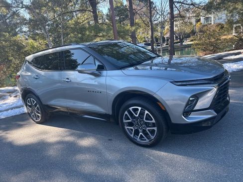 Used 2023 Chevrolet Blazer RS image 6