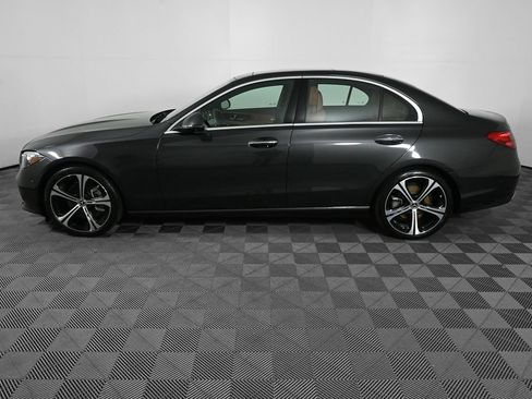 Used 2025 Mercedes-Benz C 300 Sedan image 3