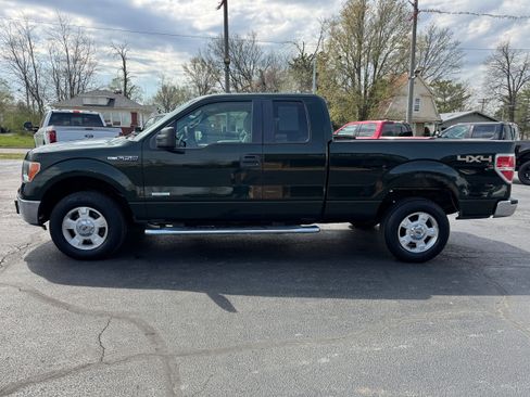 Used 2013 Ford F150 XLT w/ Trailer Tow Pkg image 4