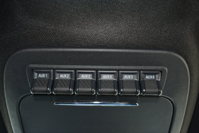 Used 2025 Ford F150 Raptor AWD/4WD image 44