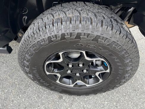 Used 2022 Jeep Wrangler Unlimited Rubicon 4xe w/ Cold Weather Group AWD/4WD image 30
