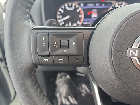 Certified 2023 Nissan Rogue SL AWD/4WD image 17