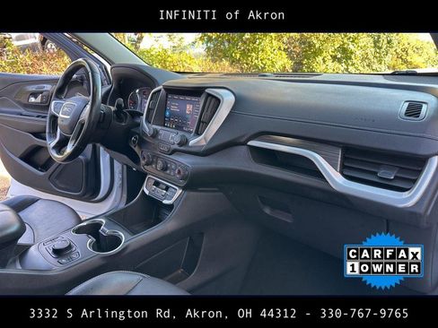 Used 2022 GMC Terrain SLT w/ LPO, Floor Liner Package image 27