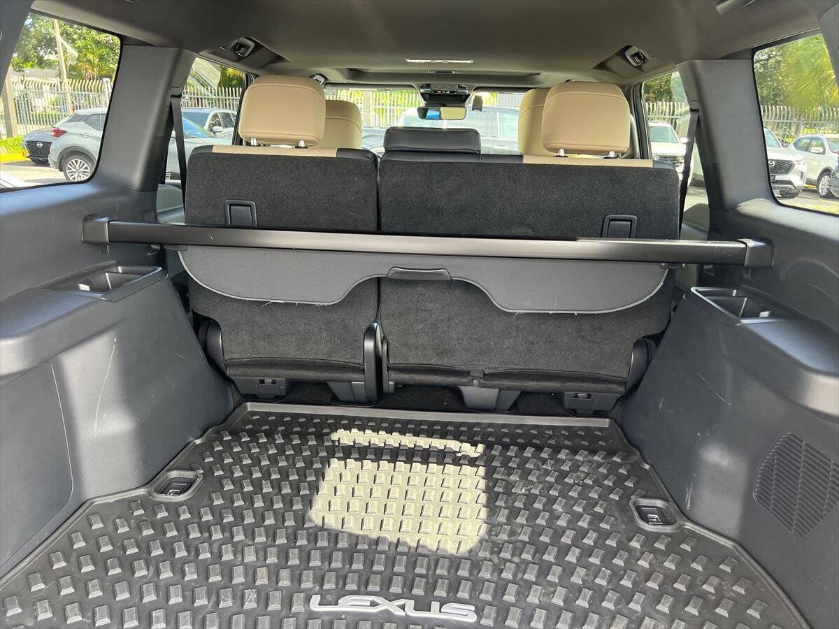 Used 2024 Lexus GX 550 AWD/4WD image 14