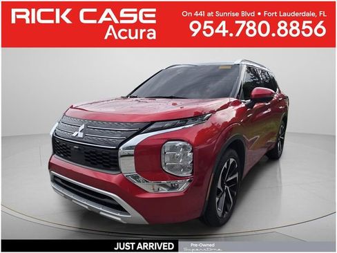 Used 2023 Mitsubishi Outlander SEL FWD image 1