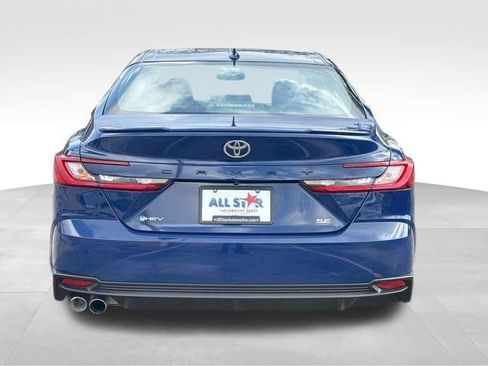 Used 2025 Toyota Camry SE w/ Convenience Package image 57