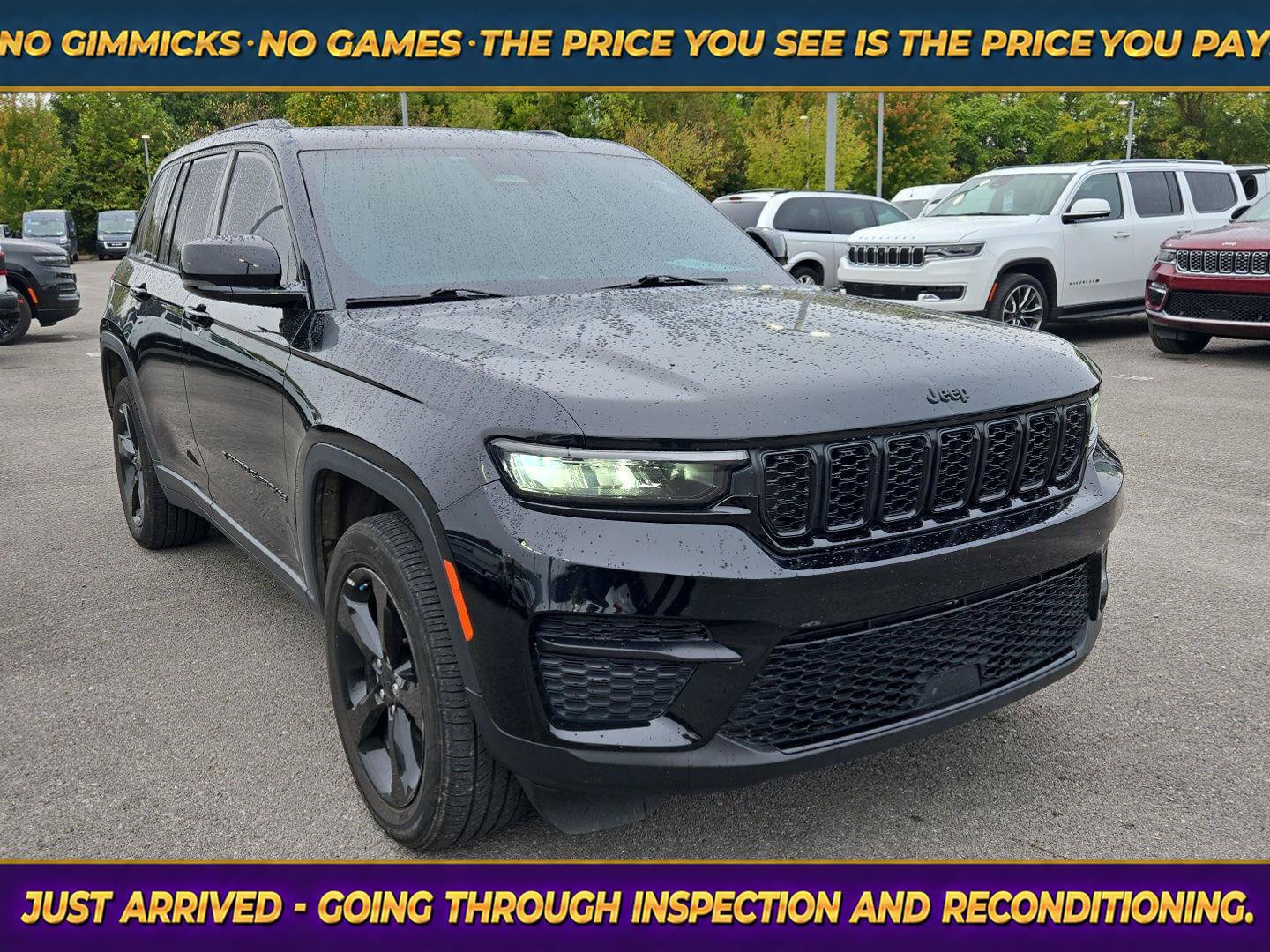 Used 2023 Jeep Grand Cherokee Altitude AWD/4WD image 1