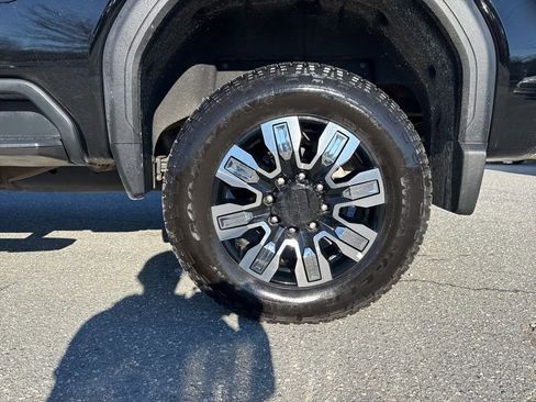 Used 2025 GMC Sierra 2500 Denali image 35