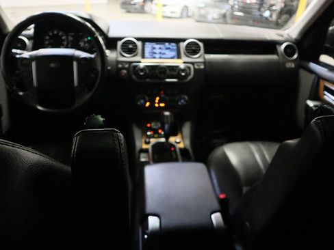 Used 2013 Land Rover LR4 HSE image 12