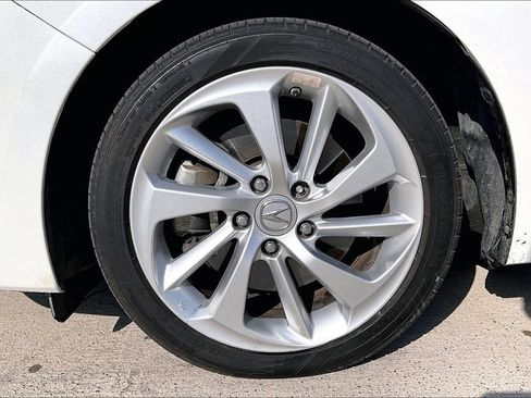 Used 2017 Acura ILX FWD image 11