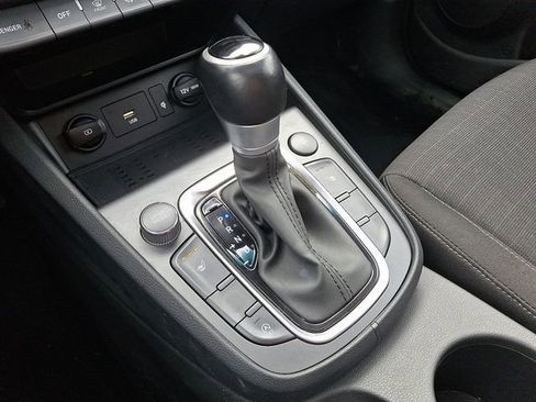 Certified 2023 Hyundai Kona SEL w/ Convenience Package image 15