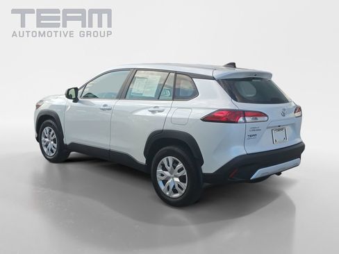 Used 2022 Toyota Corolla Cross L FWD image 5