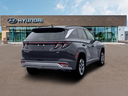 New 2026 Hyundai Tucson SEL w/ Tow & Go Package AWD/4WD image 7