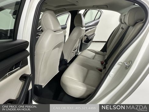 Used 2025 MAZDA MAZDA3 s image 12