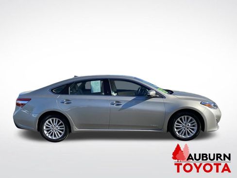 Used 2014 Toyota Avalon Limited w/ Technology Package FWD image 8