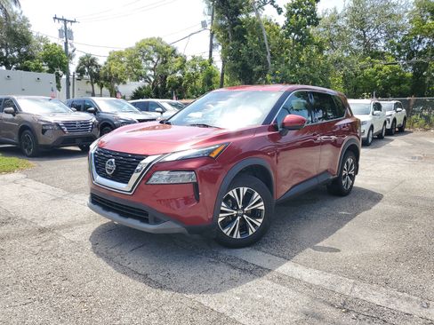 Used 2021 Nissan Rogue SV image 29