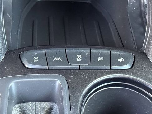 Certified 2023 Chevrolet TrailBlazer LT w/ Convenience Package FWD image 19
