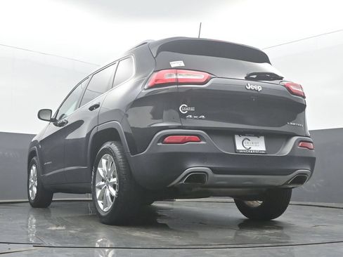Used 2016 Jeep Cherokee Limited AWD/4WD image 43