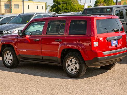 Used 2016 Jeep Patriot Sport FWD image 7