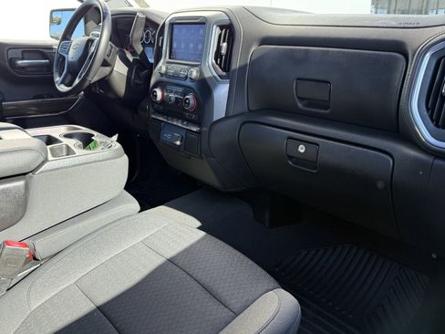 Used 2022 Chevrolet Silverado 1500 LT image 10