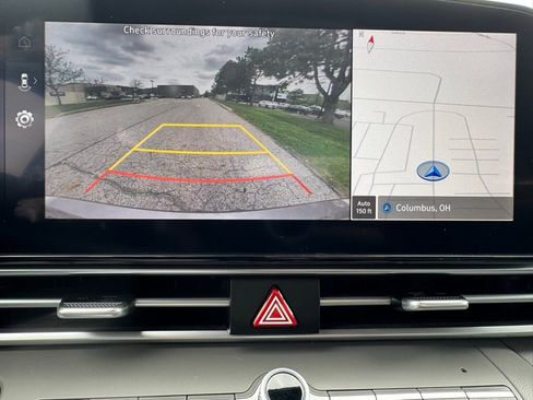 Used 2023 Hyundai Elantra SEL w/ Convenience Package image 29