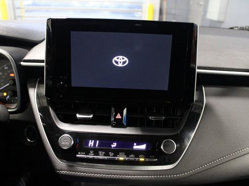 Used 2024 Toyota Corolla SE image 27