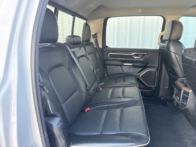 Used 2022 RAM 1500 Laramie AWD/4WD image 31