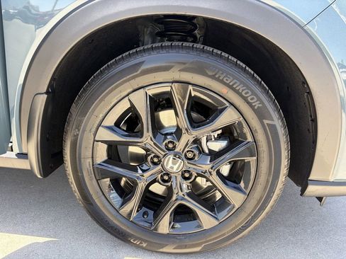 Certified 2025 Honda HR-V Sport image 7
