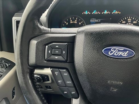 Used 2018 Ford F150 XLT w/ Equipment Group 302A Luxury image 12