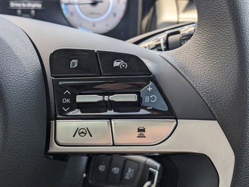 Used 2024 Hyundai Tucson SE image 23