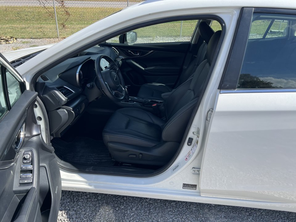 Used 2018 Subaru Impreza 2.0i Limited AWD/4WD image 12