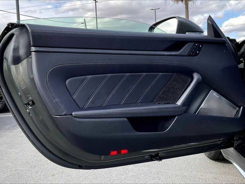 Used 2024 Porsche 911 Carrera 4S image 25