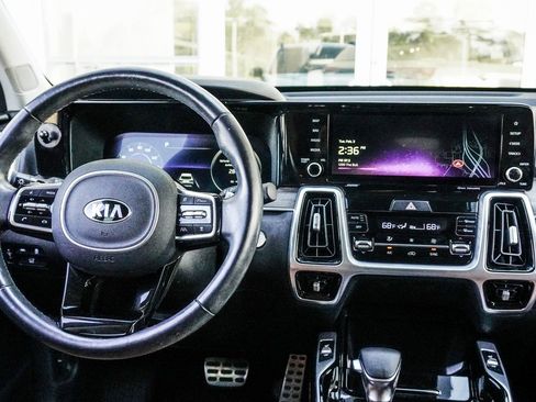 Used 2021 Kia Sorento SX Prestige image 15