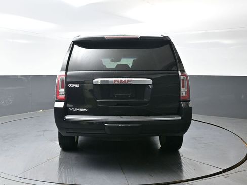 Used 2019 GMC Yukon Denali w/ Denali Ultimate Package image 11