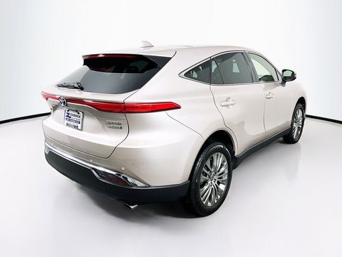 Used 2021 Toyota Venza Limited image 7